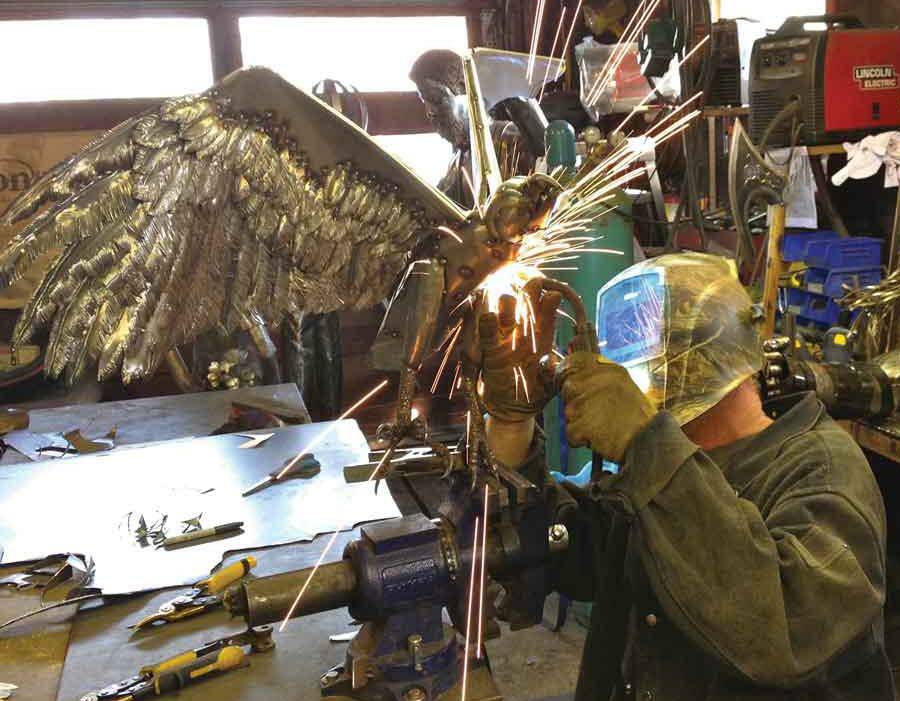 全球钣金新闻-金属制造狂:焊工制作动物的金属钣金-乐竞官方网页版-乐竞(中国) 全球钣金新闻-金属制造狂:焊工制作动物的金属钣金-乐竞官方网页版-乐竞(中国)