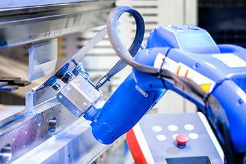 钣金行业资讯-采用机器人钣金折弯，钣金加工行业已经不再需要大批量的尺寸来使用机器人折弯机-乐竞官方网页版-乐竞(中国)