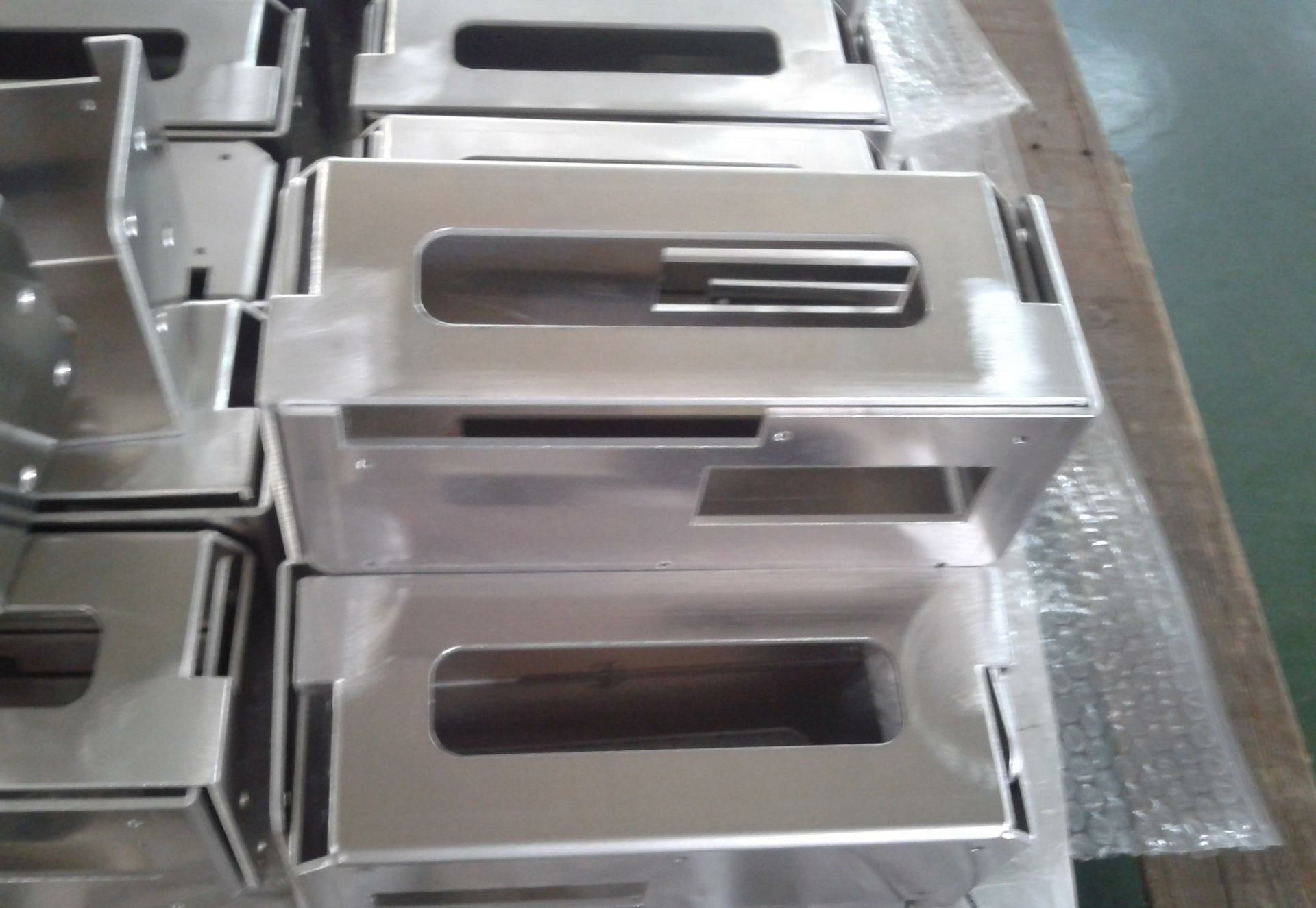 钣金加工时应如何选择材料？-乐竞官方网页版-乐竞(中国)